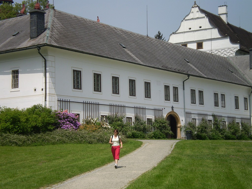 163.jpg
