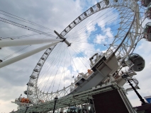 pro-QL0L3zyJ-Stredni